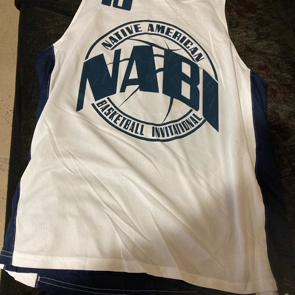 Men’s reversible Basketball tee. - Picture 3 of 6